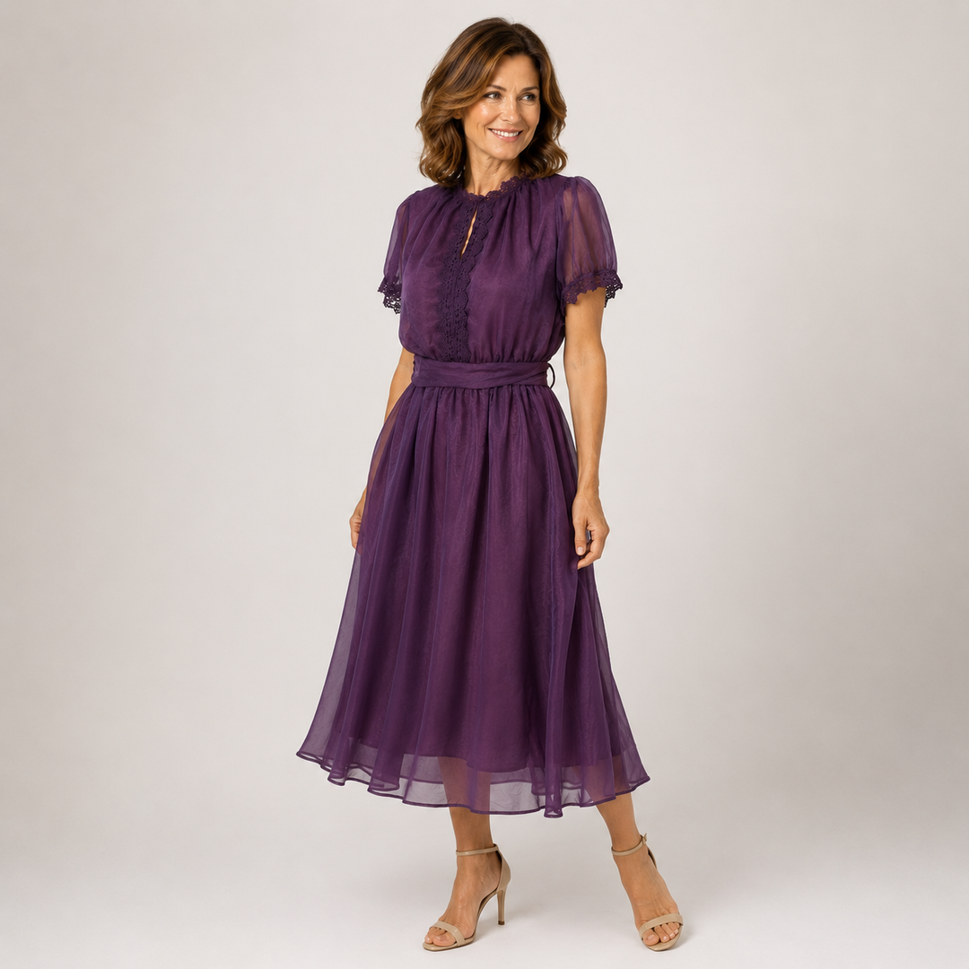 Flavia | Maxi Dress with Teardrop Neckline and Lace Trim