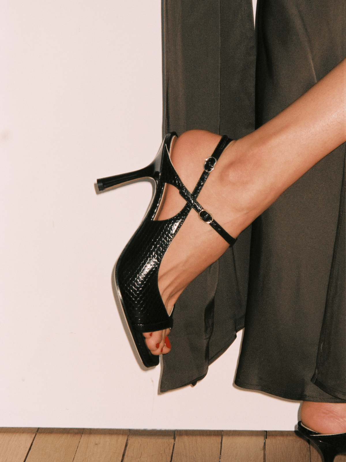 Fleur | Embossed Thin-Heel Sandals