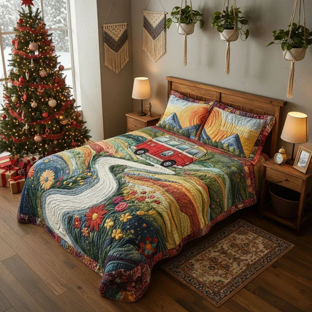 Vintage Travel | 3-Piece Quilted Bedding Set