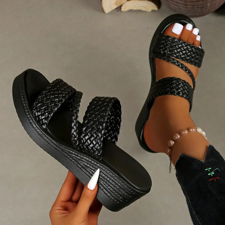 Corinne - Comfortable Platform Sandals
