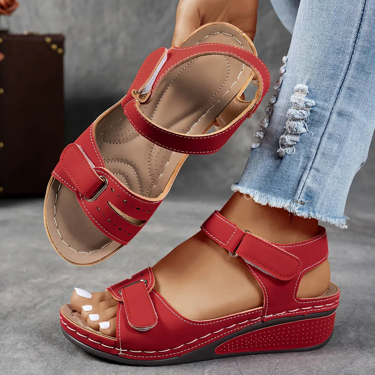 Clara - Elegant orthopedic sandals